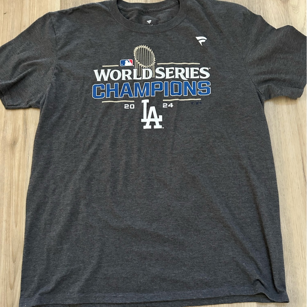 Fanatics Gray World Series Champions Tee